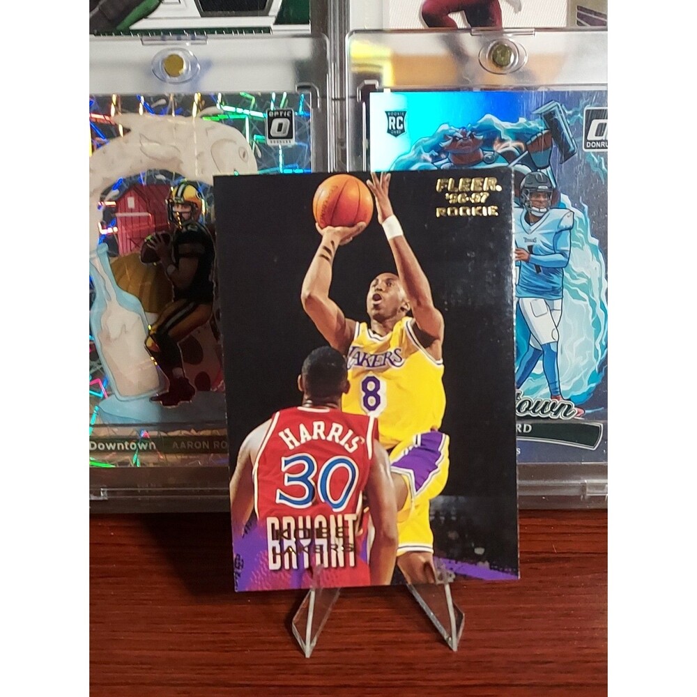 1996-97 Fleer - Kobe Bryant #203 Pack Fresh PSA 10 Candidate